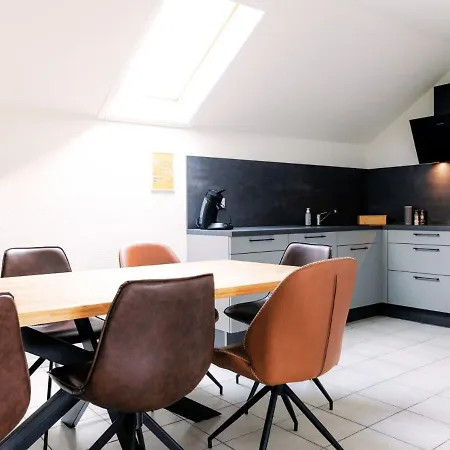 Janu-homes - 5 - 2 - 12 Betten - Boardinghouse Roemerstrasse شقة *